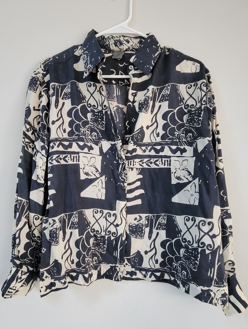 Unbranded Abstract Silk Button Up Womens Size S Artsy Indie Boho Academia